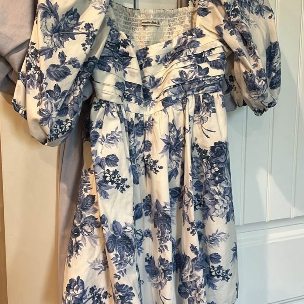 Floral Puff Sleeve Dress